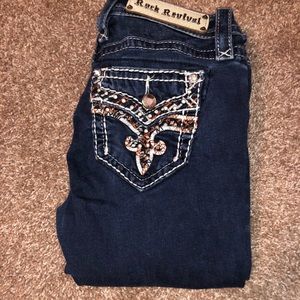 Rock revivals skinny size 25